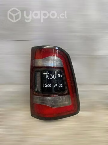 Foco trasero RH Dodge ram 1500