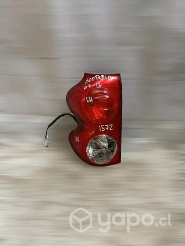 Foco trasero lh Mahindra scorpio