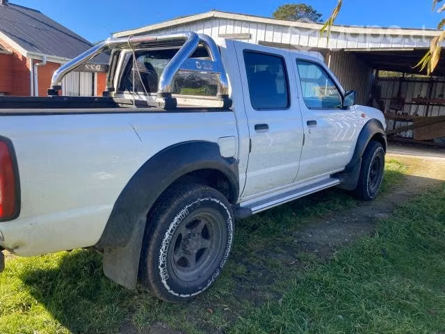 Nissan terrano 2012