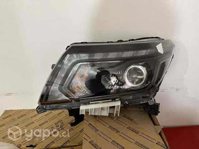 Optico lh nissan np300 led