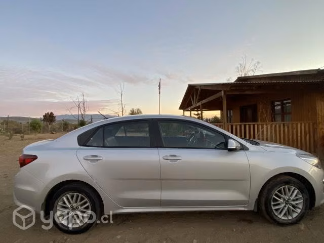 Vendo kia rio 4