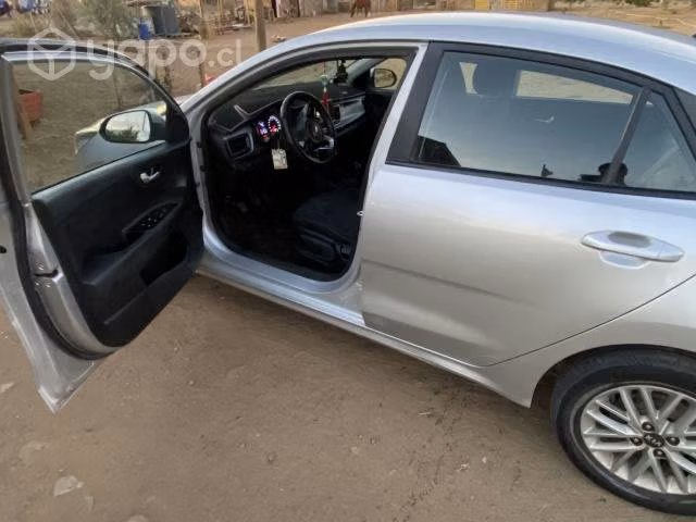Vendo kia rio 4