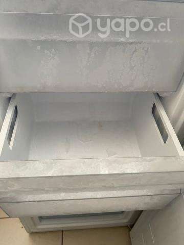 Congelador / Freezer Vertical / Midea Blanco - Imagen 5