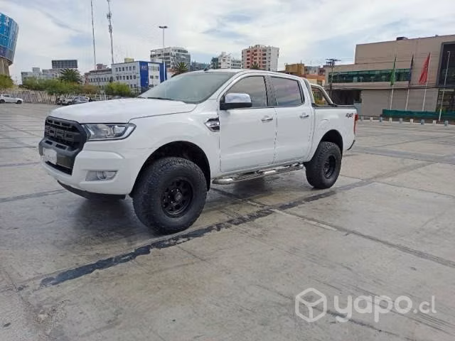 Ford Ranger XLT 3.2 - Imagen 3