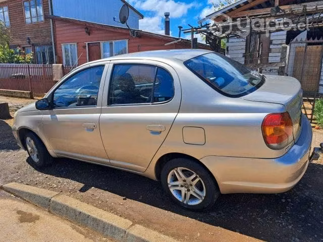 Toyota yaris 2006