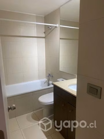 Arriendo comodo y amplio departamento