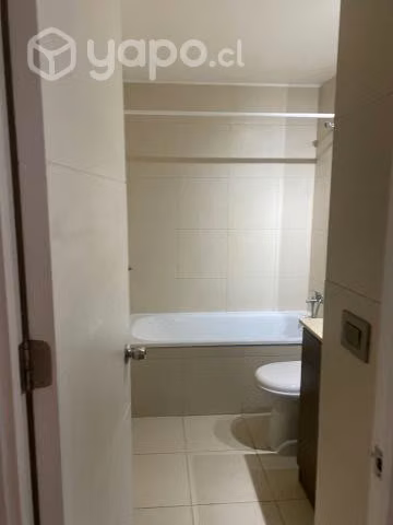 Arriendo comodo y amplio departamento