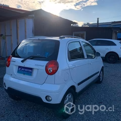 Chevrolet spark lt 2014 1.0