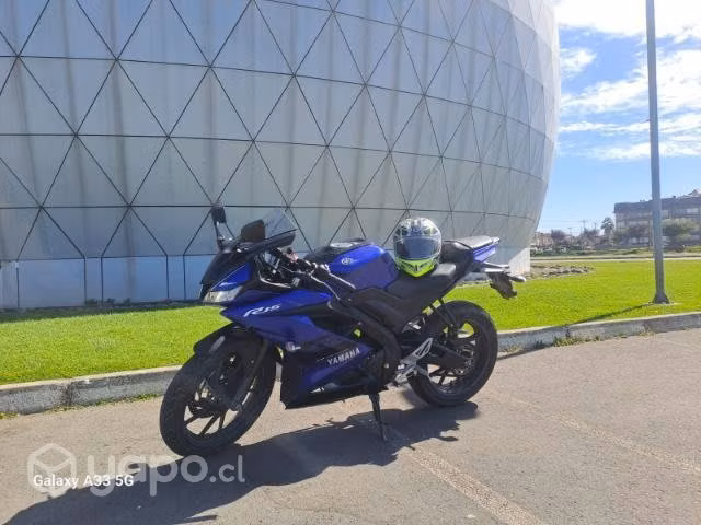 Yamaha R15