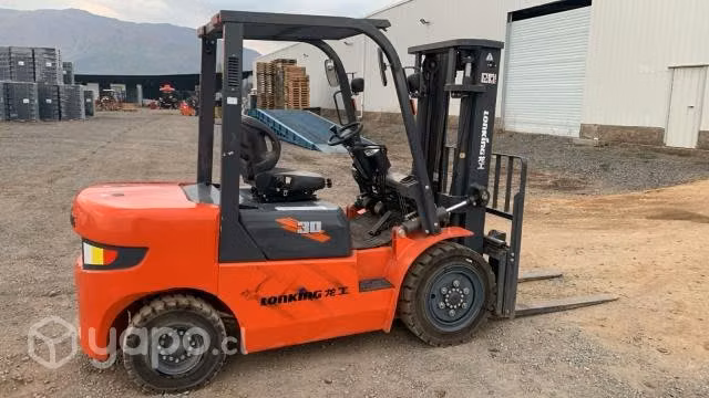 GRUA HORQUILLA 3.0 TON Diesel