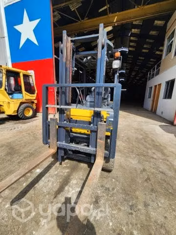 Montacarga KOMATSU 25