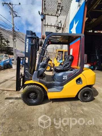 Montacarga KOMATSU 25