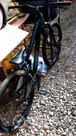 Bicicleta POLYGON TRID