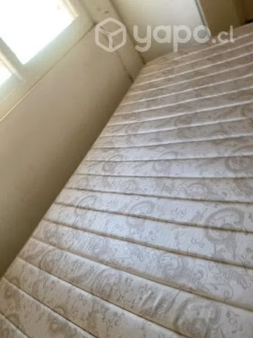 Cama plaza y media con ruedas