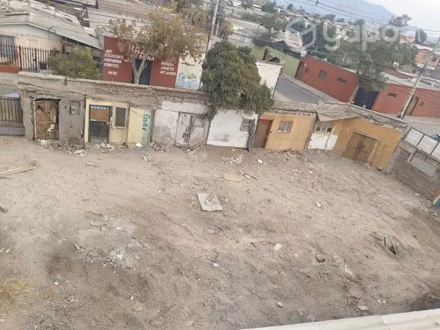 Gran terreno esquina