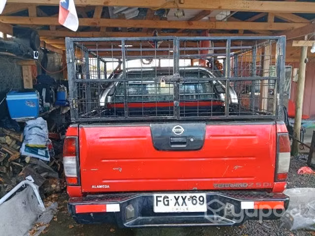 Camioneta Nissan Terrano 4*4 - Imagen 14