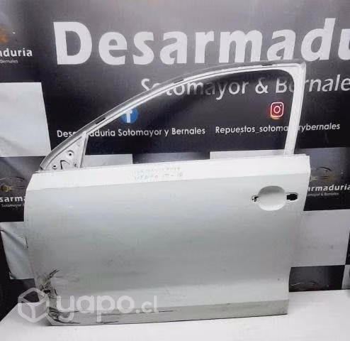 Puerta delantera Bora 2017 a 2019 / Vento 2012 a 2
