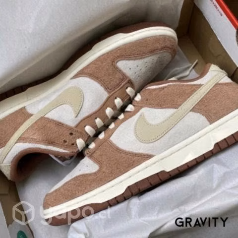 Nike Dunk Low PRM "DISPONIBLE" - Imagen 2