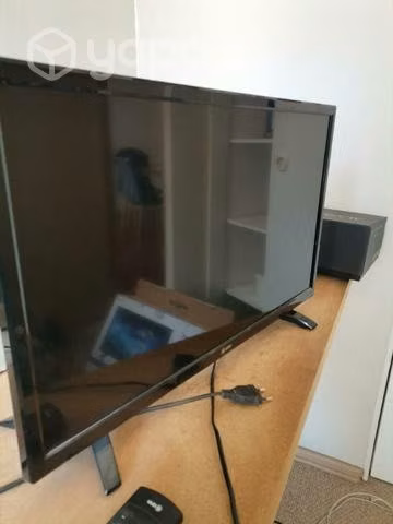 Televisor led 24"