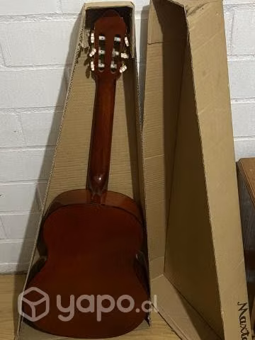 Guitarra clásica maxtone