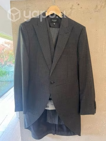 Traje de novio marca Hackett