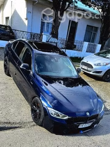 BMW F30 2014 (320d) Full equipo