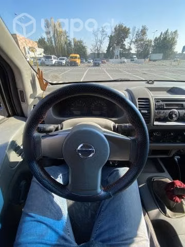 Nissan navara 2009
