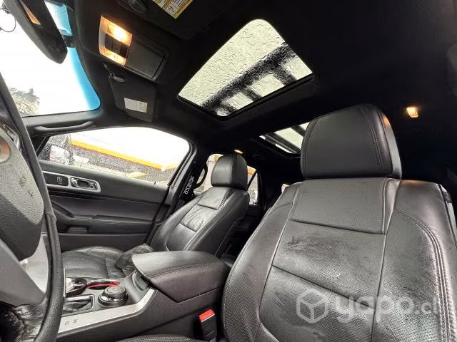 Se vende Ford Explorer Limited 4x4, 2015