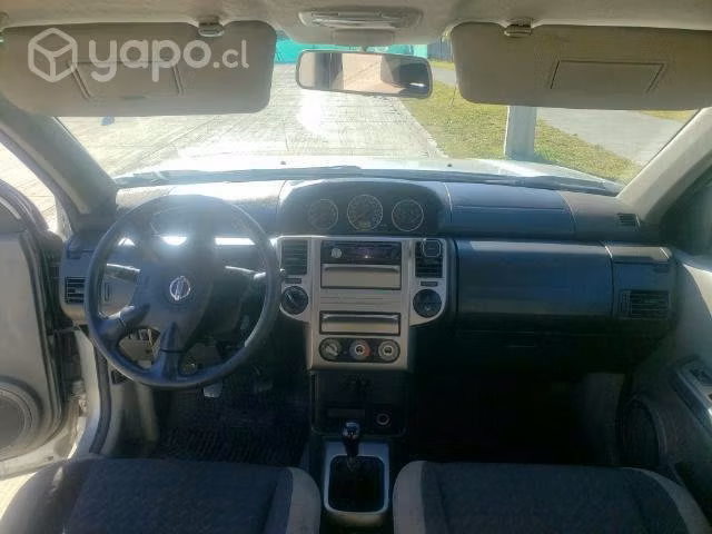 Nissan Xtrail 2.5cc 2011 4×4full mecanica