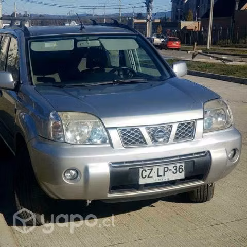 Nissan Xtrail 2.5cc 2011 4×4full mecanica