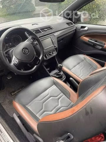 Volkswagen saveiro 2021