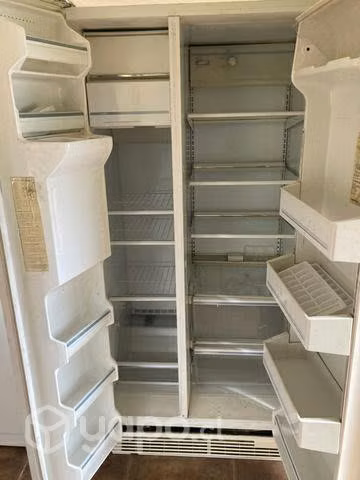 Refrigerador GE 252 Lt. blanco side by side