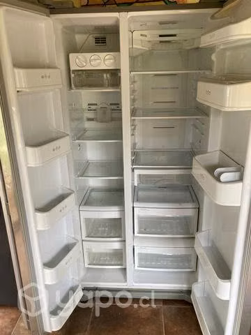 Refrigerador LG 555 Lt. gris side by side