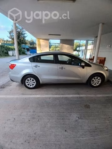 Se vende kia rio conversable