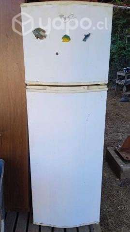 Refrigerador funcionando como nuevo - Imagen 2