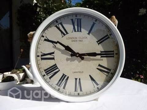 Reloj Metálico Blanco 40 cm