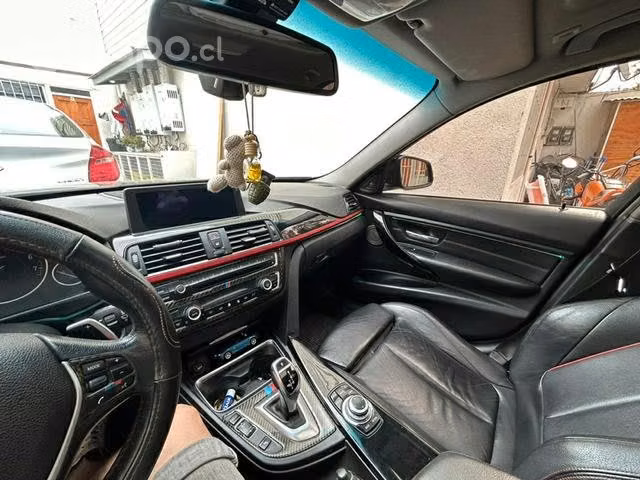 BMW 335i SPORT