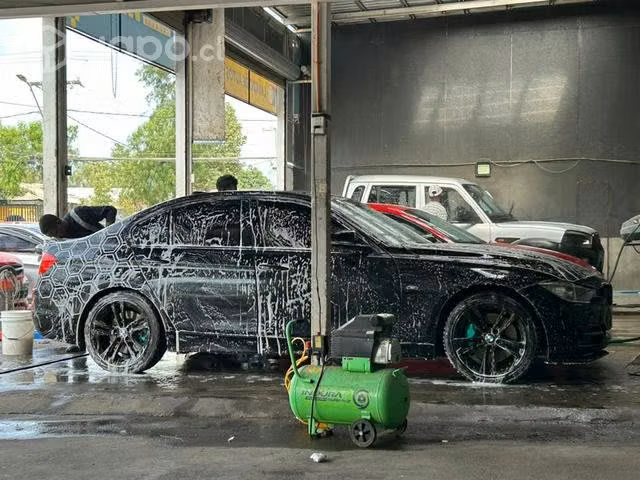 BMW 335i SPORT