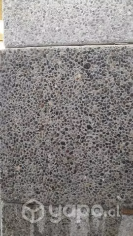 Pastelon piedra de río 50x50