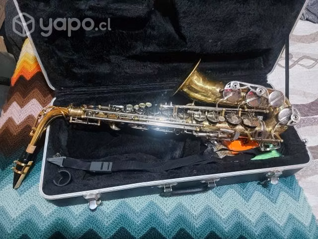 Saxofón Alto