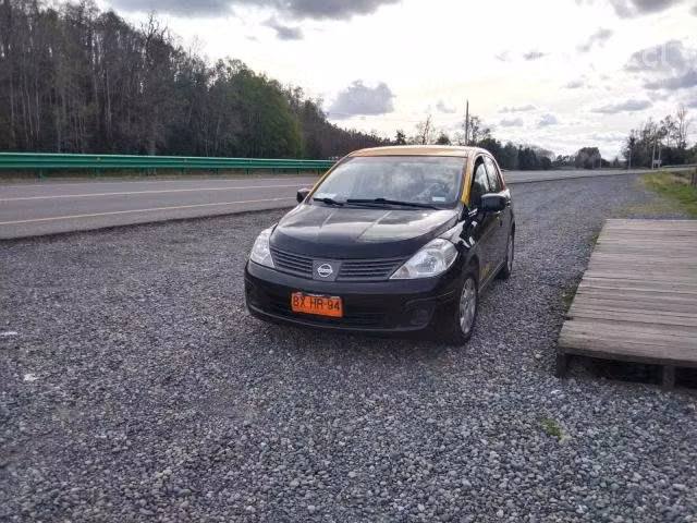 Nissan tiida 2011