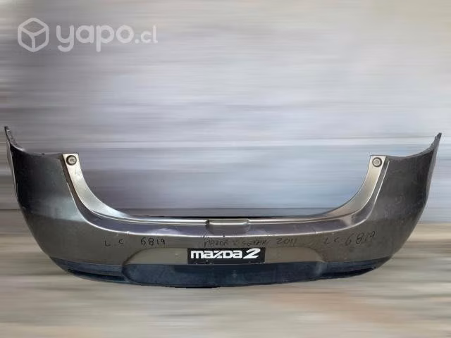 Parachoque trasero mazda 2 sedan 2011