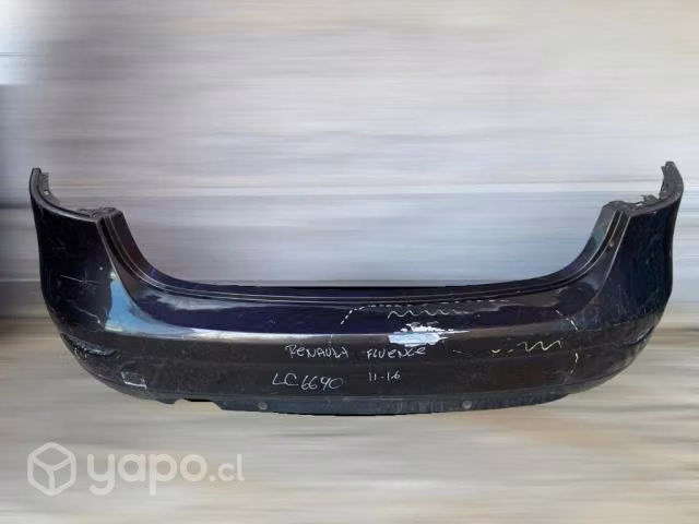 Parachoque trasero renault fluence 2011-2016