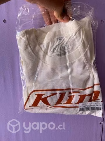 Polera klim original talla L - Imagen 2