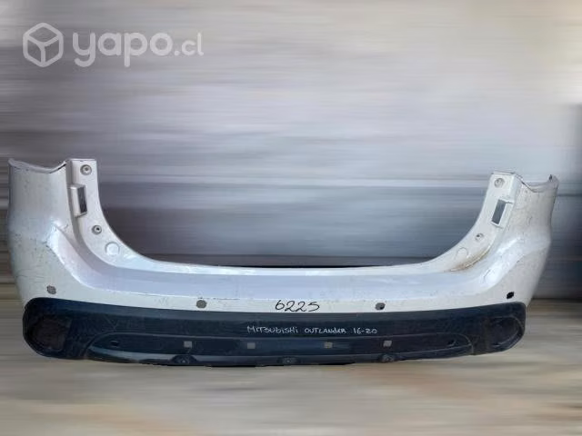 Parachoque trasero mitsubishi outlander 2016-2020