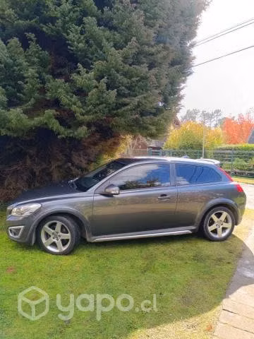 VOLVO C30 año 2011 - 2.0cc Mecánico