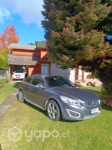 VOLVO C30 año 2011 - 2.0cc Mecánico