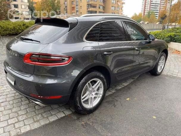 Porsche macan 2016