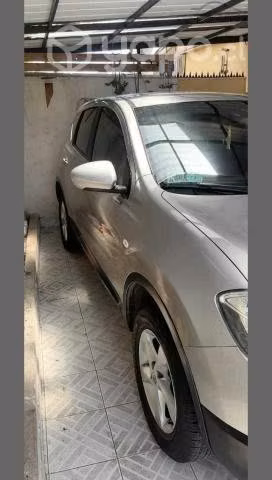 Nissan qashqai 2012