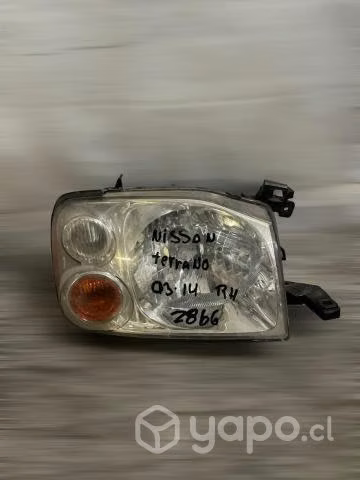 Optico rh nissan terrano 2003-2014